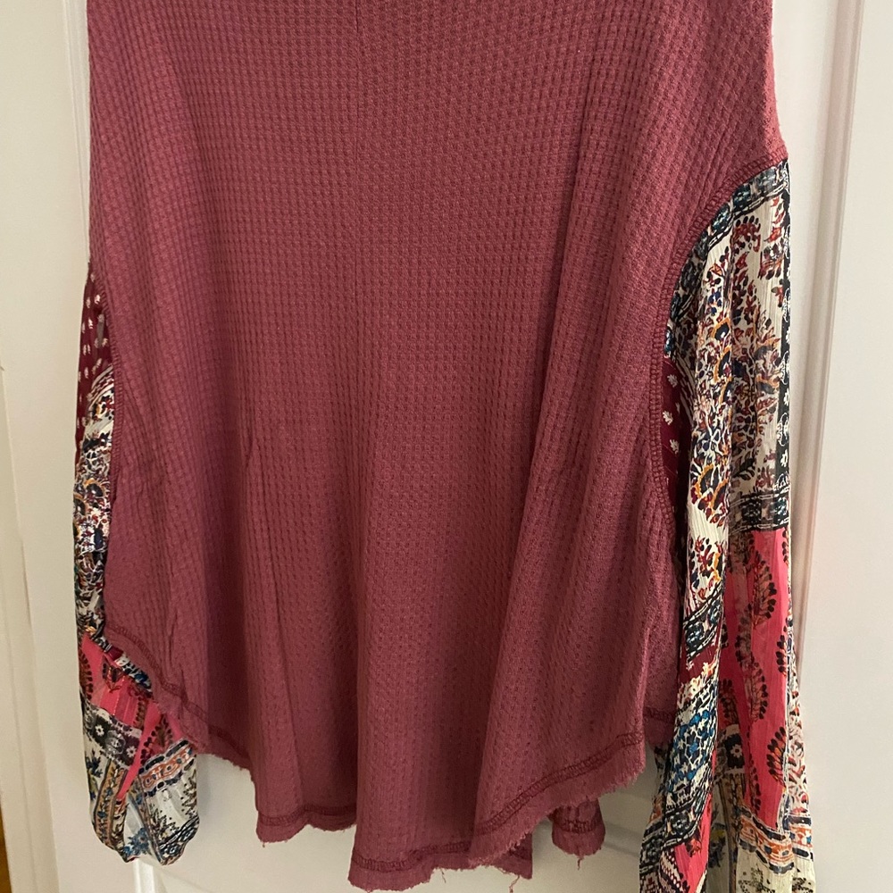 Boutique Boho Patterned Top - Picture 5 of 7